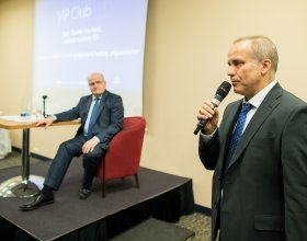 Daniel Herman, ministr kultury ČR (50)
